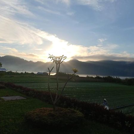 Lakeside Log Cabins Kintamani  Exterior photo